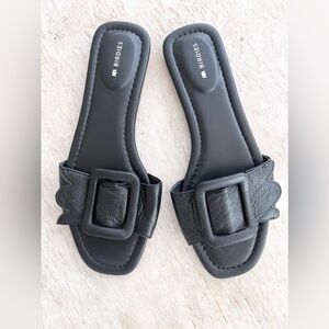 Birdies Black leather Kiwi slide sandal EUC size 7